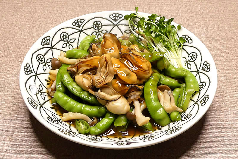 牡蠣と砂糖ざやの煮物