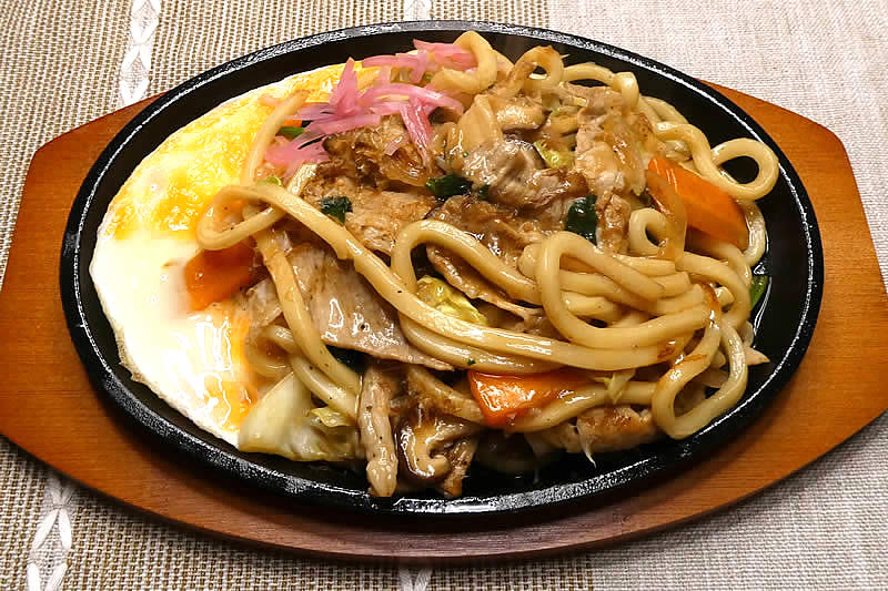 鉄板焼きうどん飯