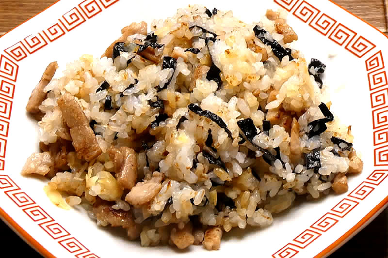 マグロ巻き炒めご飯