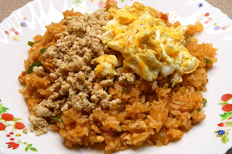 鶏そぼろ炒めご飯