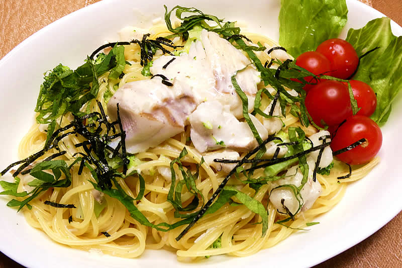 まだらのクリームパスタ